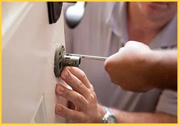 Highwood Locksmith Store Highwood, IL 847-597-6206